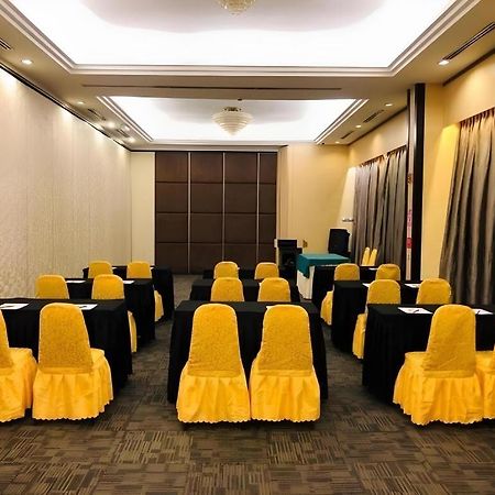 The Landmark Hotel Batu Pahat Exterior foto